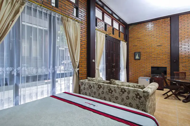 Джакарта: RedDoorz @ Cilandak Timur
