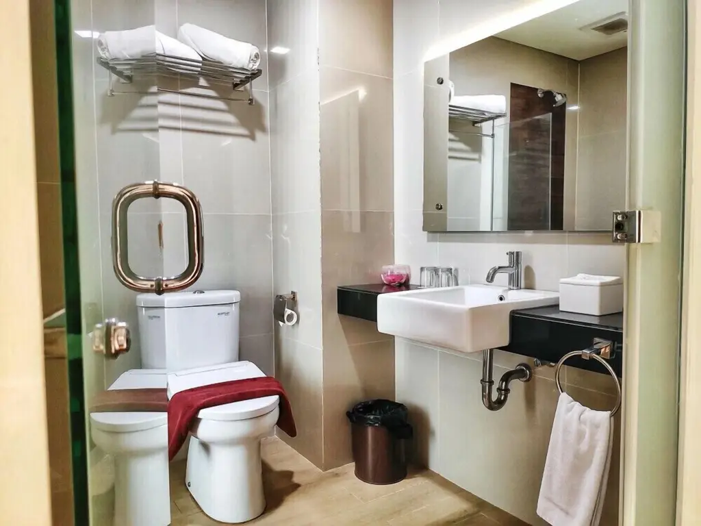 Танджунг Редеб: Grand Parama Hotel