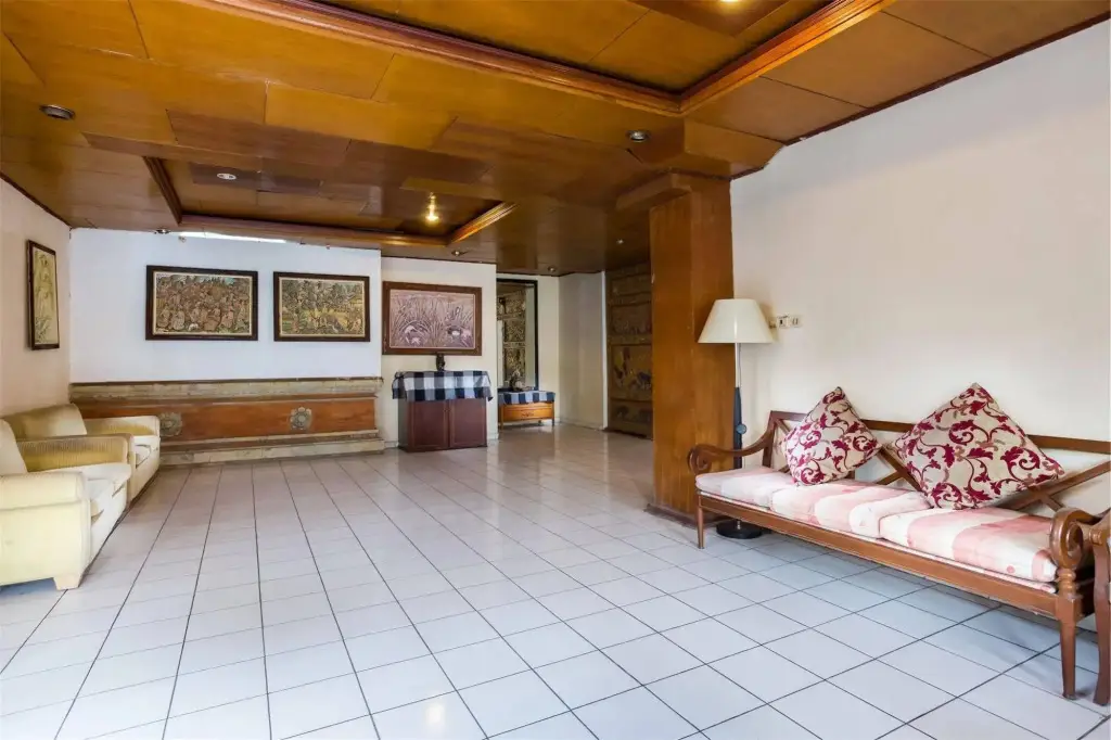 RedDoorz near Seminyak Beach — фото 1