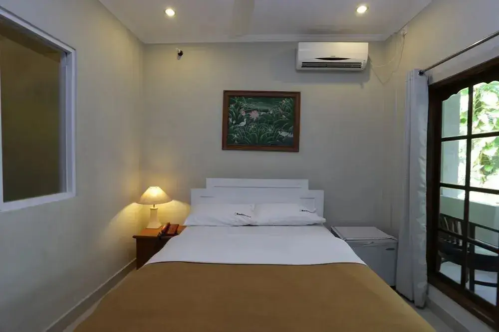 Кута: RedDoorz near Pantai Double Six