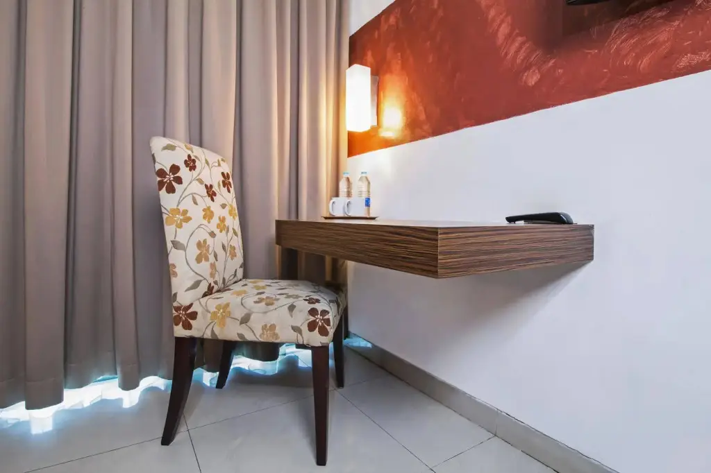Джакарта: RedDoorz Plus near RS Pertamina