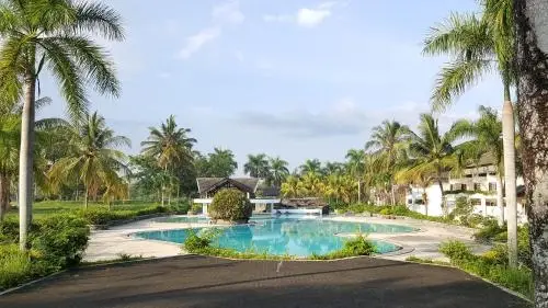 Прайя: GEC Rinjani Golf & Resort