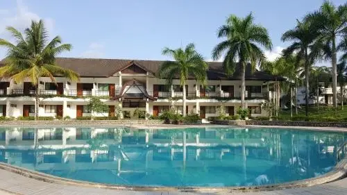 Прайя: GEC Rinjani Golf & Resort
