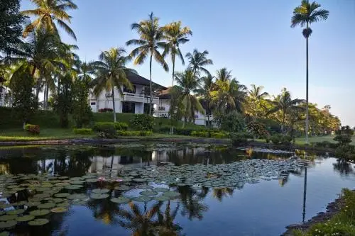 Прайя: GEC Rinjani Golf & Resort
