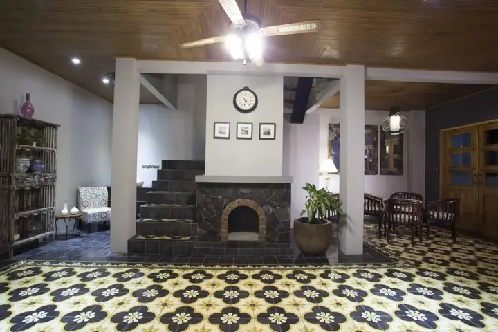 Бандунг: Casa De Apple