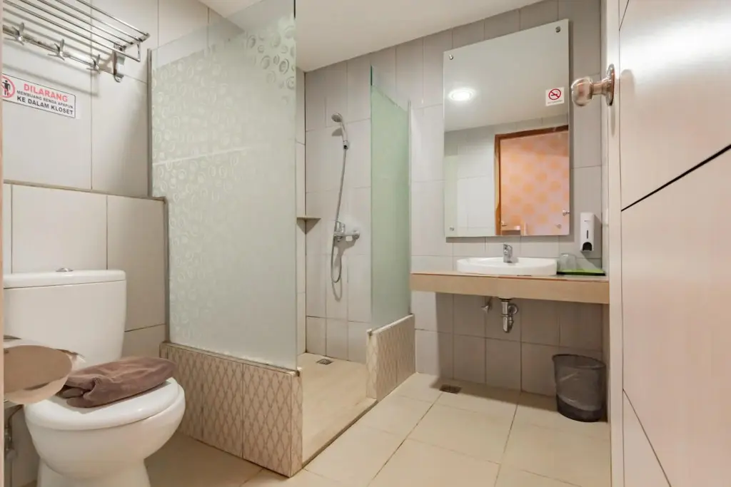 Бандунг: RedDoorz near Pasar Baru Bandung
