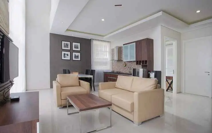 Бату: Azcarya Villa