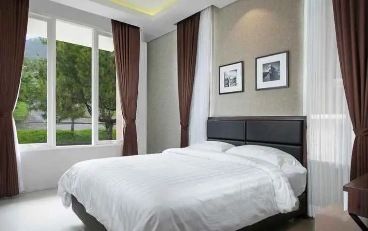 Бату: Azcarya Villa