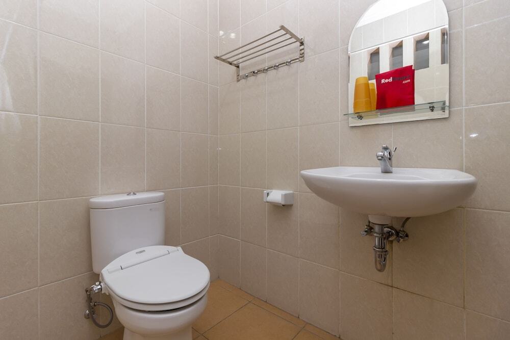 Бандунг: RedDoorz Plus near Riau Street 2