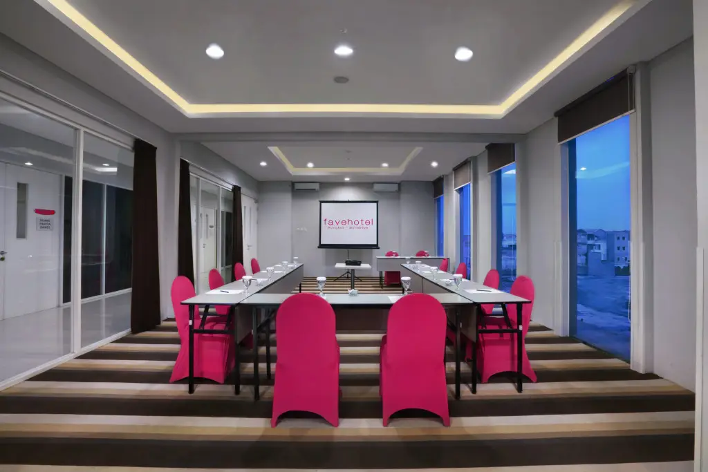 Сурабая: Отель Favehotel Rungkut Surabaya
