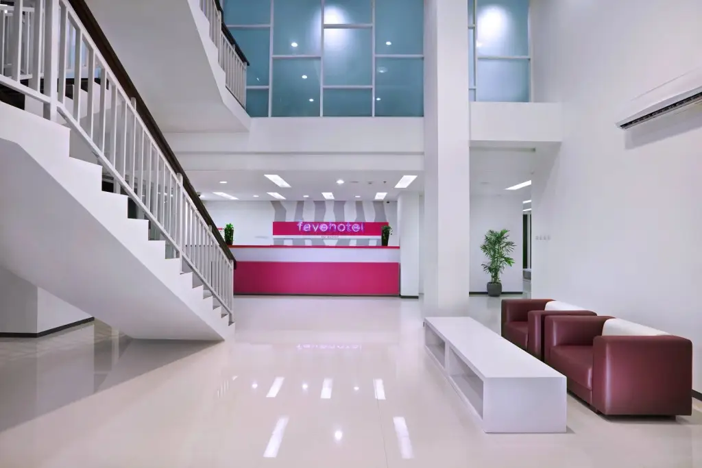 Отель Favehotel Rungkut Surabaya — фото 1