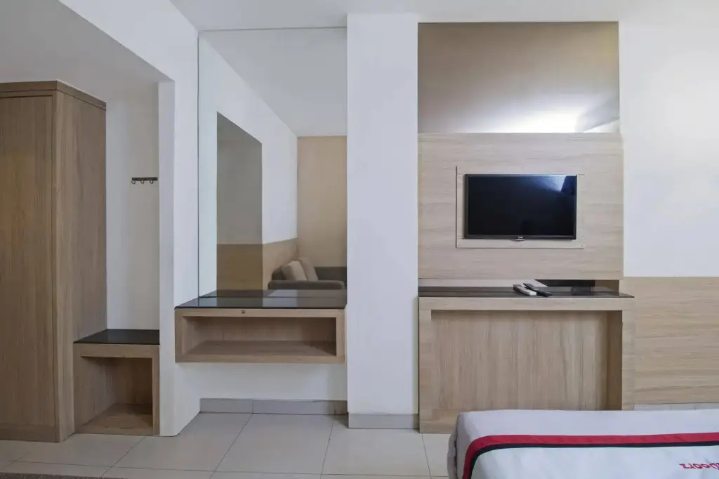 Джакарта: RedDoorz near Hayam Wuruk