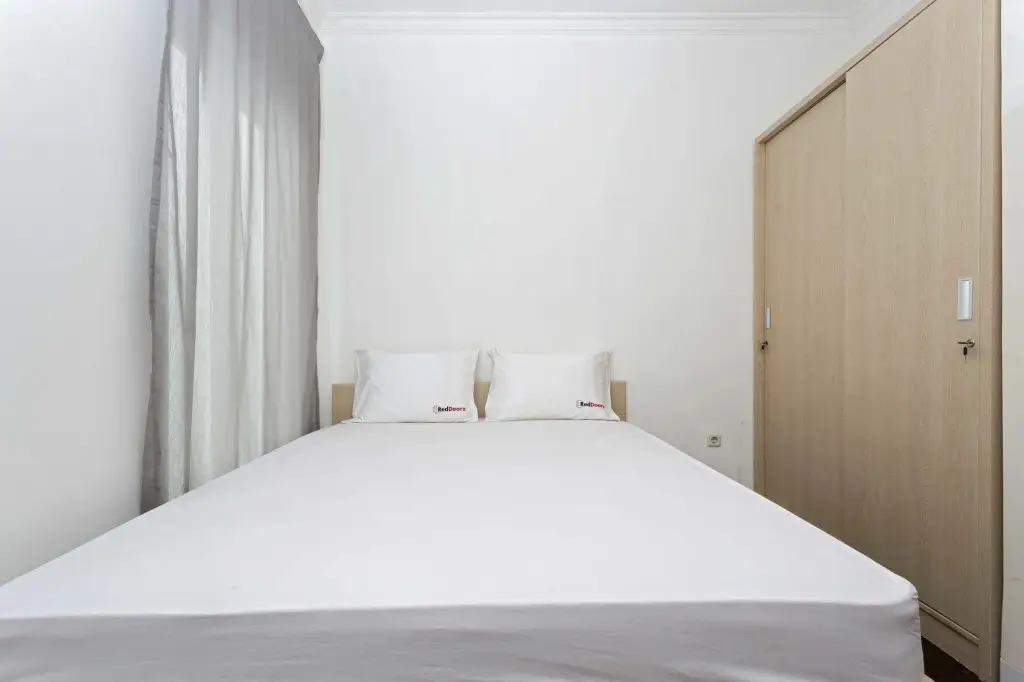 Джакарта: RedDoorz near Lottemart Fatmawati