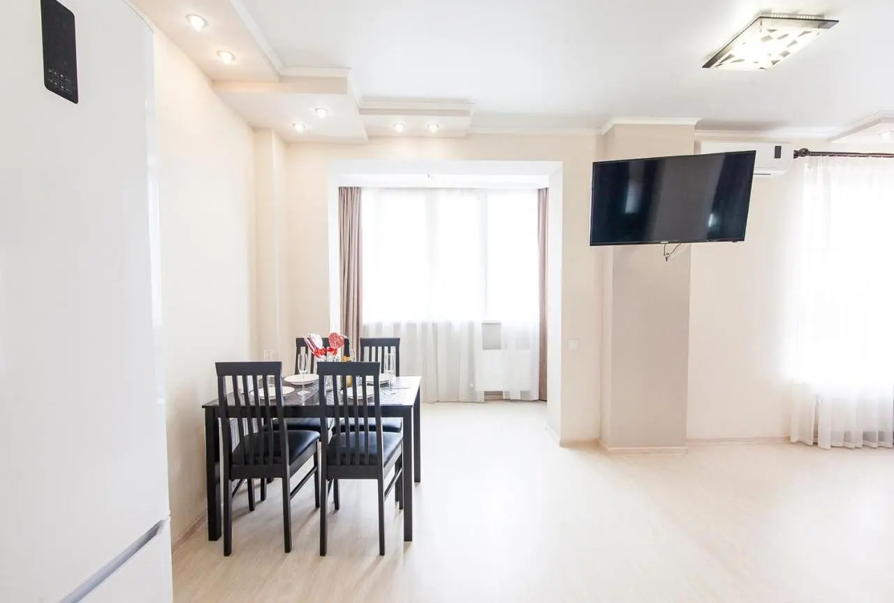 Краснодар: Apartments on Konstantina Obraztsova