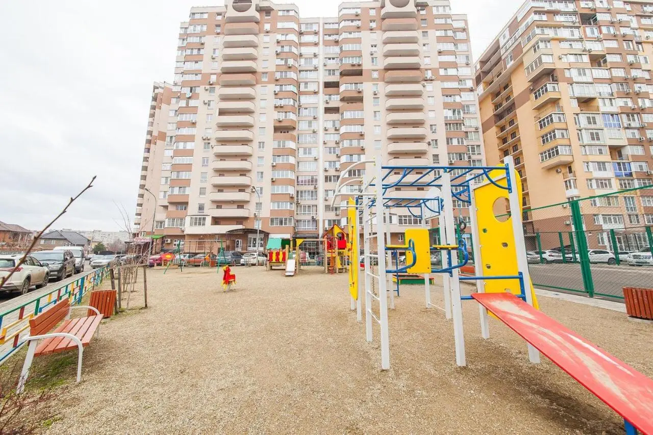 Краснодар: Apartments on Konstantina Obraztsova