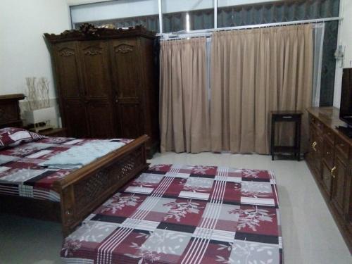 Бангунтапан: OYO 2995 Oemah Sorowajan Homestay Syariah