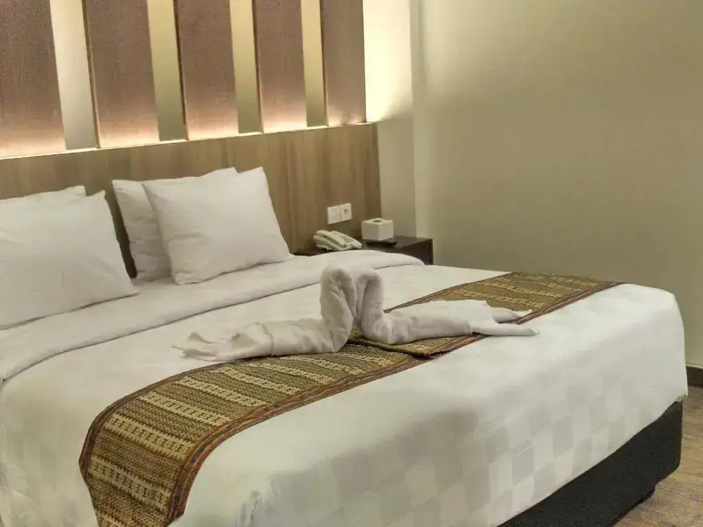 Паданг: Deivan Hotel