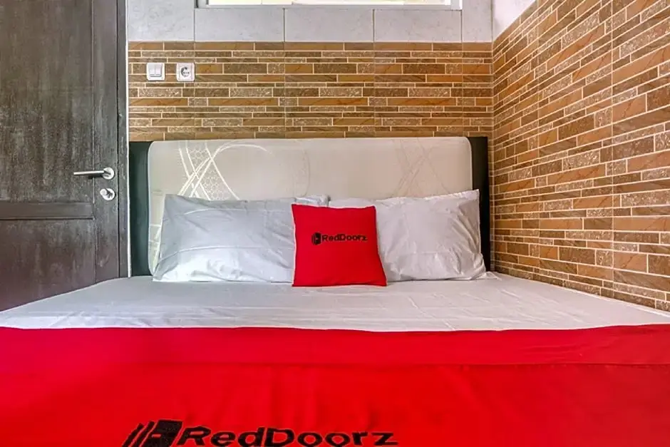 Джакарта: RedDoorz @ Panglima Polim 2