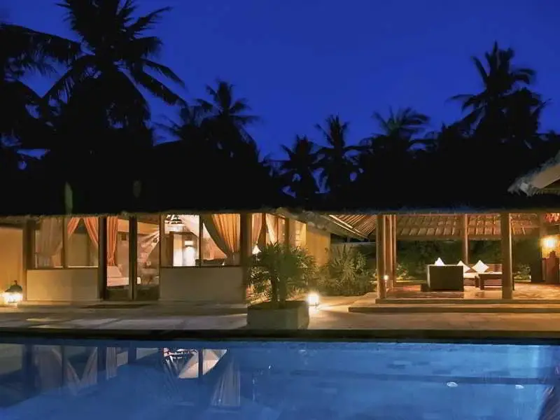 Синак: Kura Kura Resort