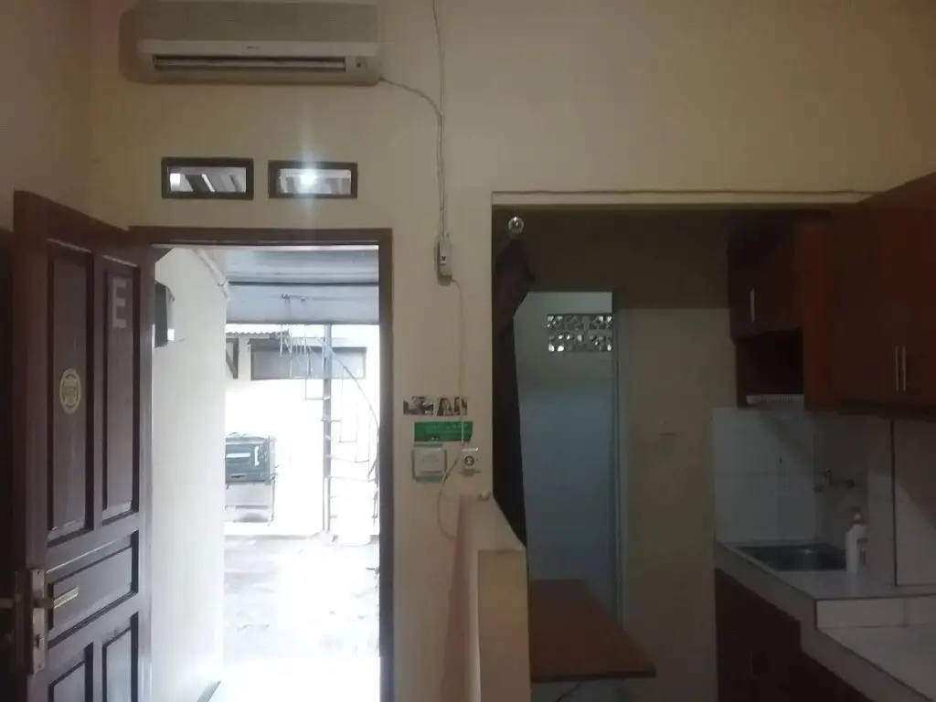 Бандунг: Budi House & Food Station