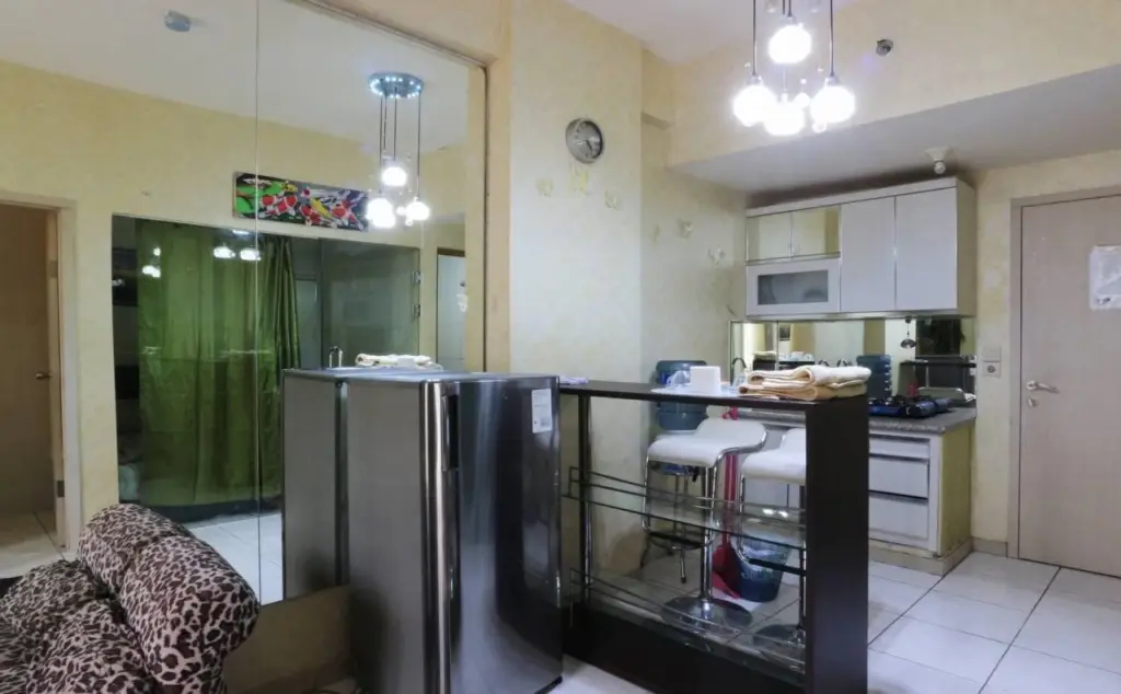 Бекаси: Rosani Apartment