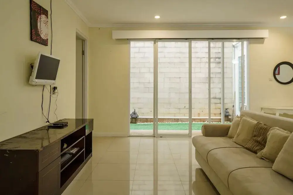 Джакарта: Residences by RedDoorz near Setiabudi One Mall