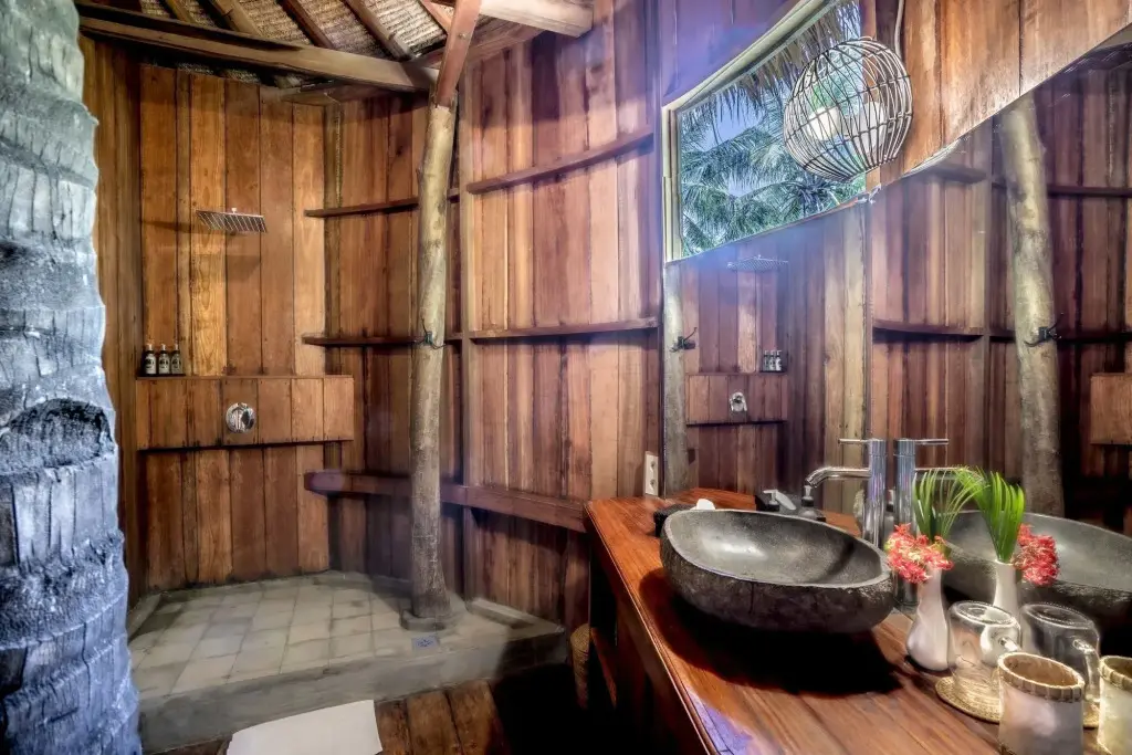 Гили Траванган: Gili Treehouses