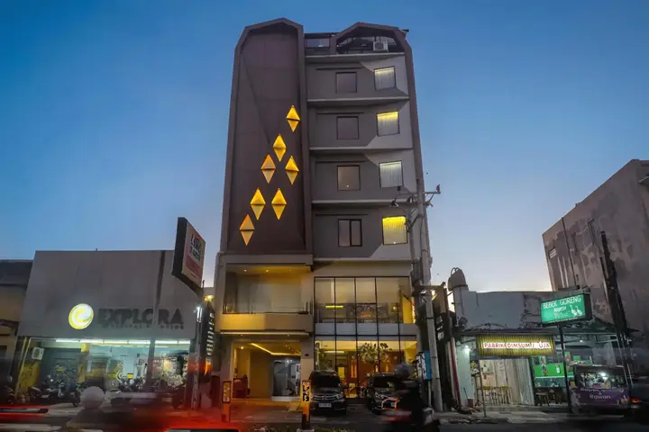 Депок: Yellow Star Hotel Gejayan