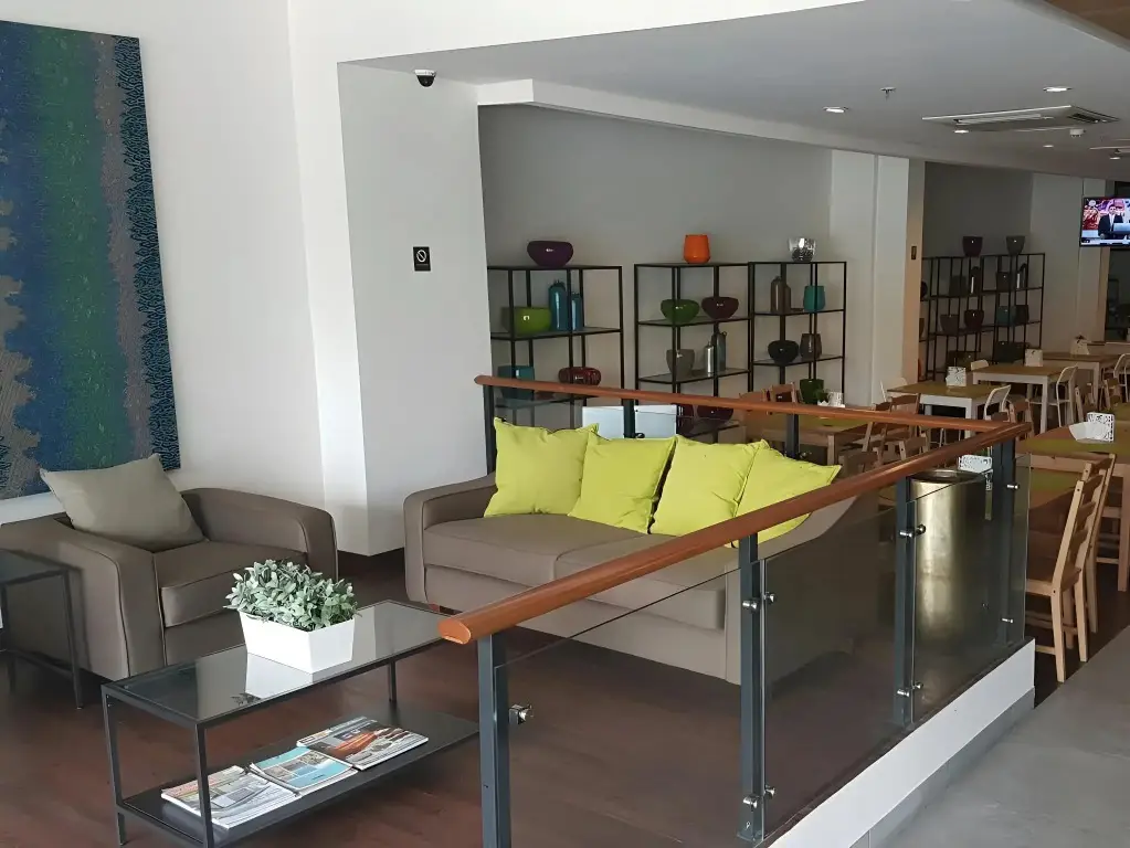 Джакарта: Sare Hotel