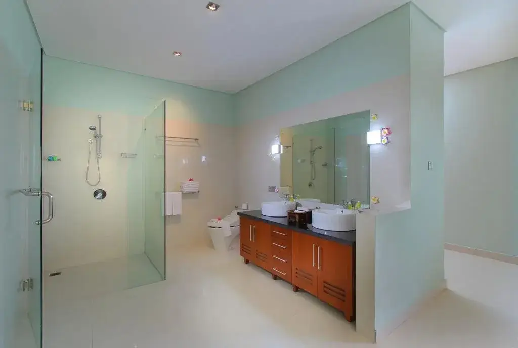Беноа: Benoa Rose Residence One