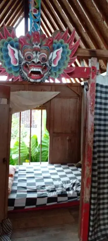Батуретно: Omah Guyub