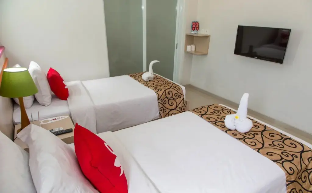 Кута: Kemuning Kuta Hotel by Zen Rooms