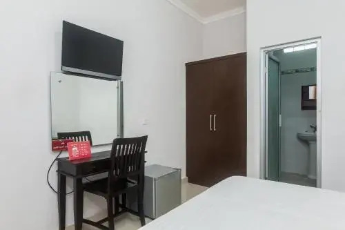 Кута: ZenRooms Seminyak Gang Rahayu