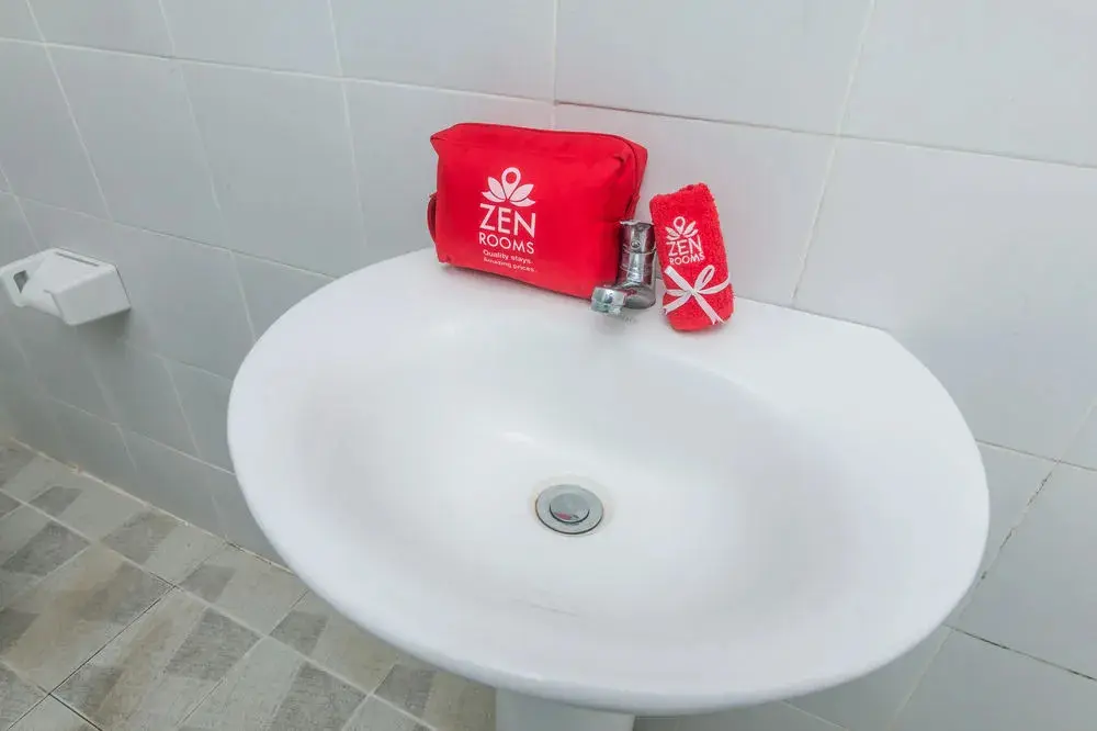 Кута: ZenRooms Seminyak Gang Rahayu