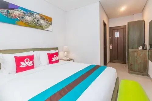 Кута: ZEN Rooms Seminyak Kayu Jati