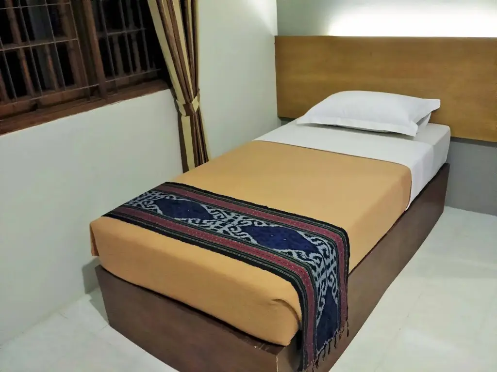 Сурабая: Santo Guest House