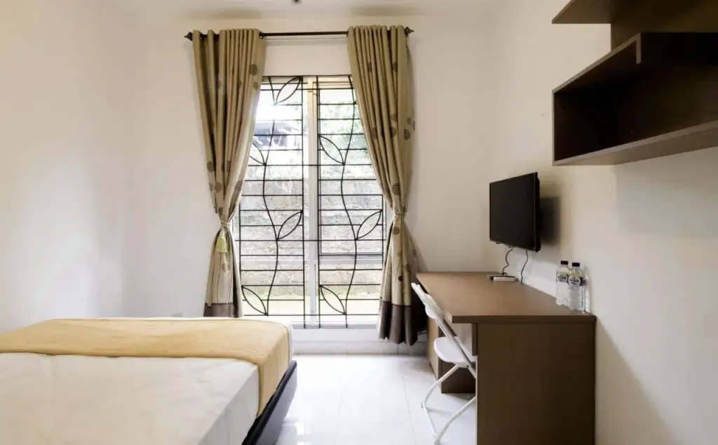 Тангеранг: RedDoorz Plus near Lippo Karawaci
