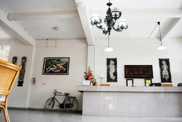 Денпасар: Warna Kedaton Hotel and Meeting