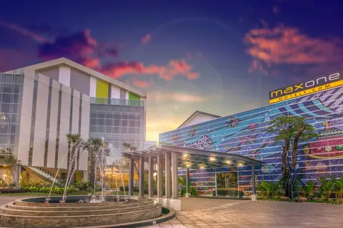 MaxOneHotels.com Resort Makassar — фото 1