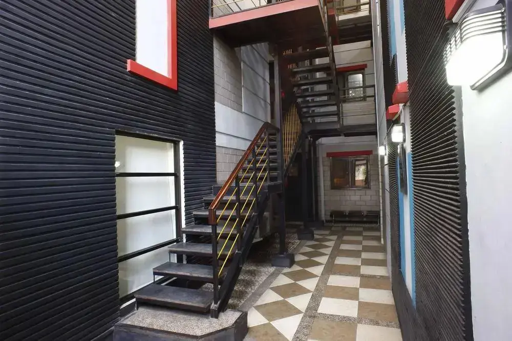 Южный Тангеранг: RedDoorz Near Teras Kota