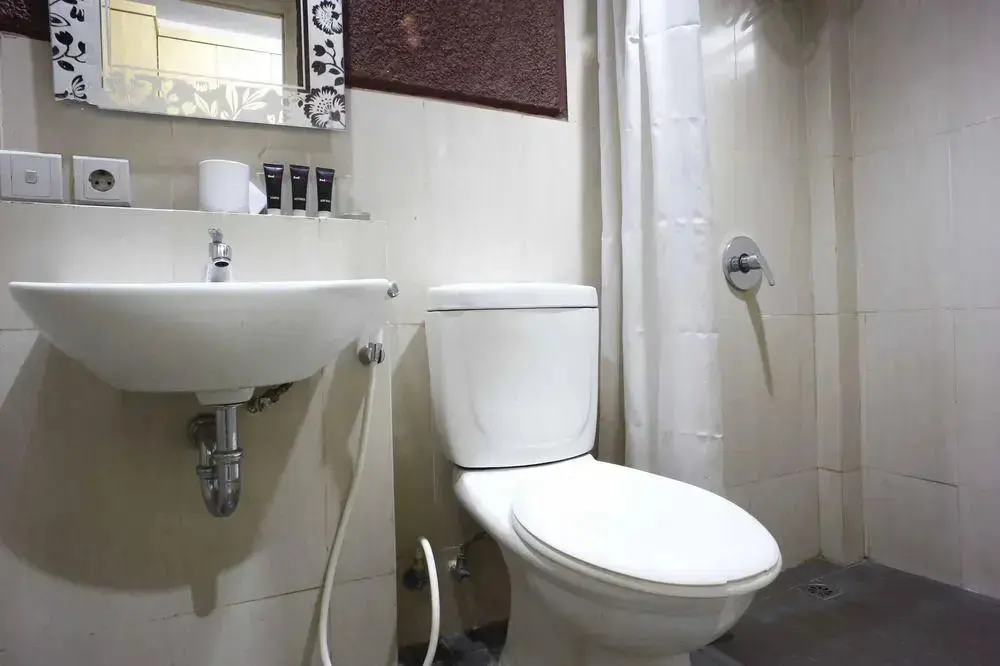 Южный Тангеранг: RedDoorz Near Teras Kota