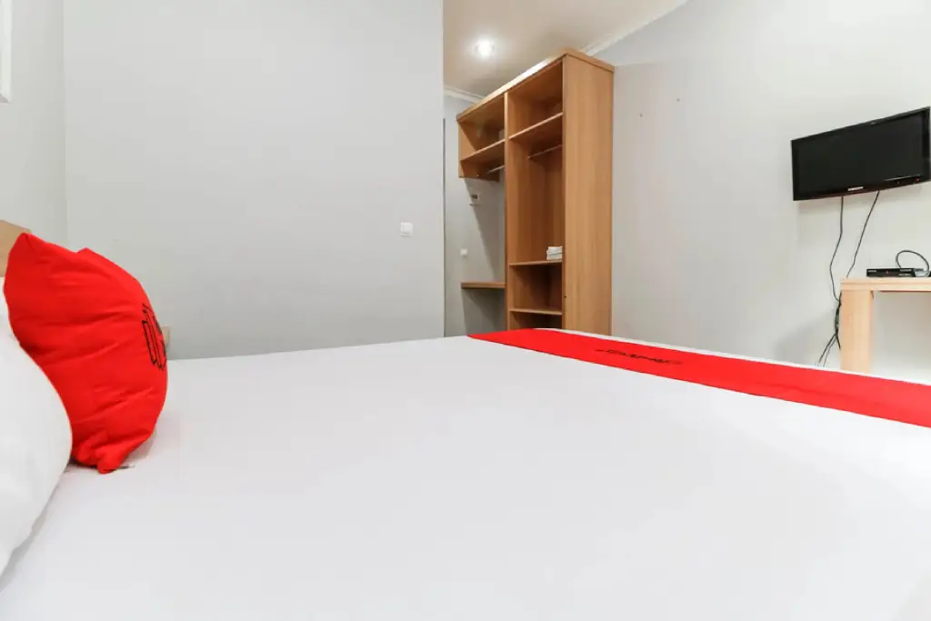 Джакарта: RedDoorz @ Cipete 2