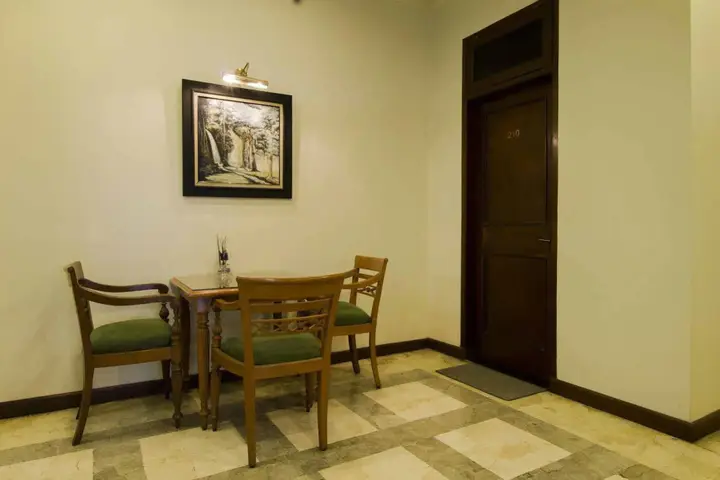 Бандунг: Hotel Utari Dago