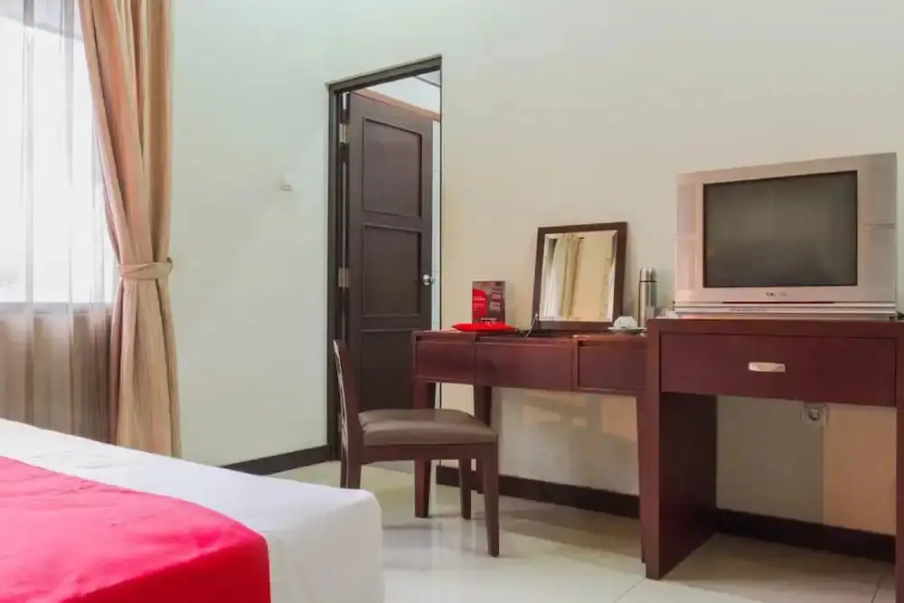 Бандунг: RedDoorz @ Cikutra