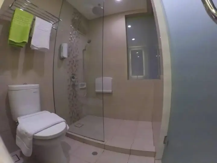 Джакарта: MaxOneHotels.com @ Kramat