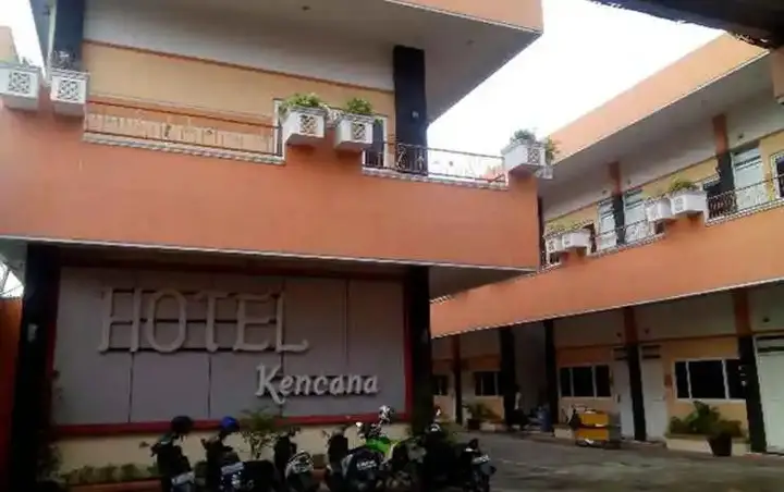 Пати: Hotel Kencana Pati