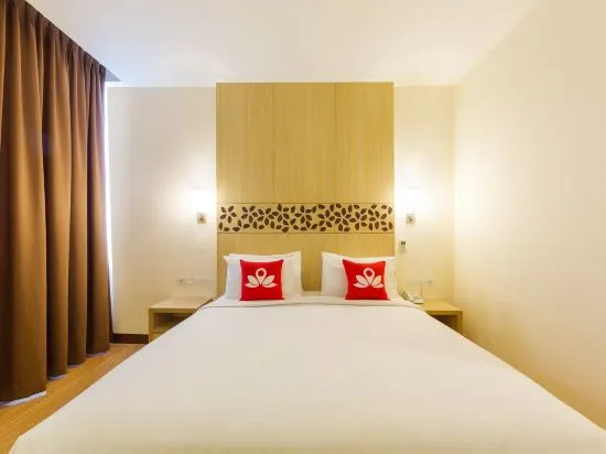 Кута: ZenRooms Kuta Tuban Suites