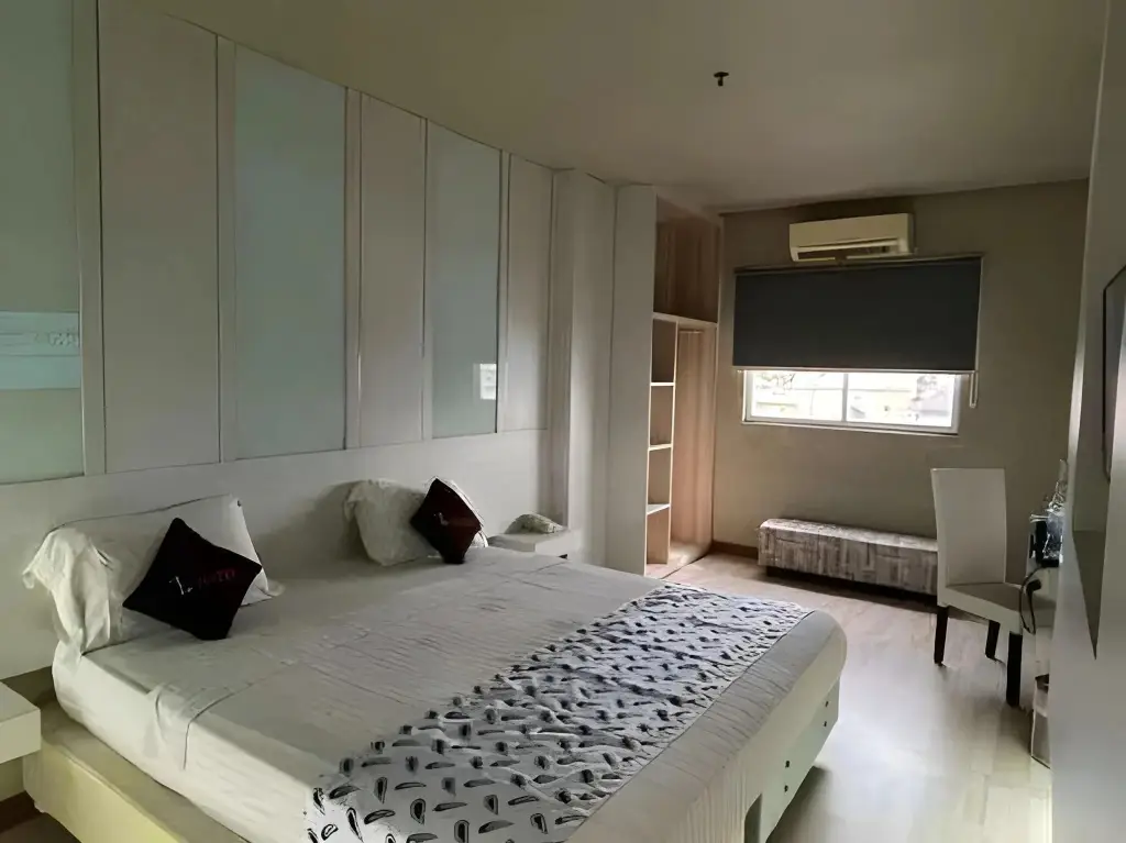 Батам: The L Hotel Entertainment