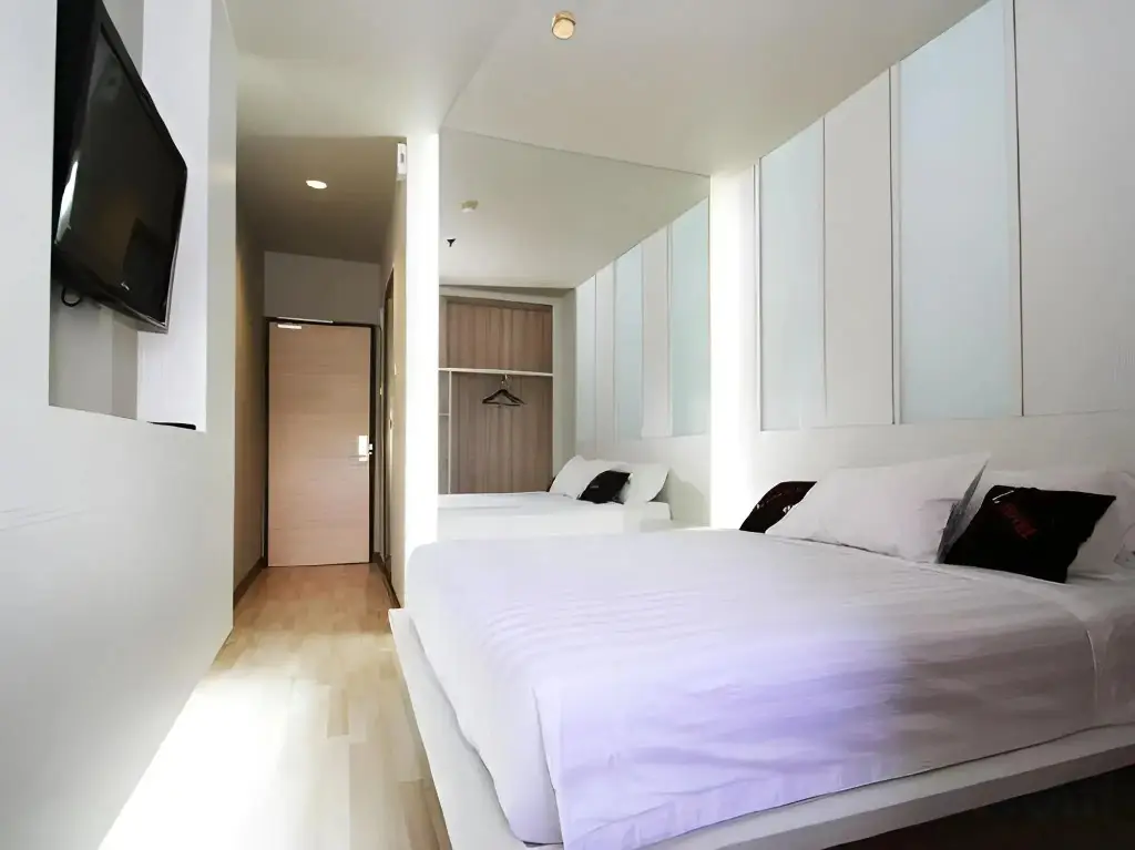 Батам: The L Hotel Entertainment