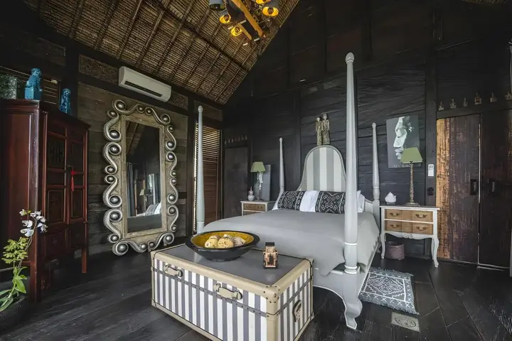 Табанан: Absolute Beachfront Romantic Villa Laut